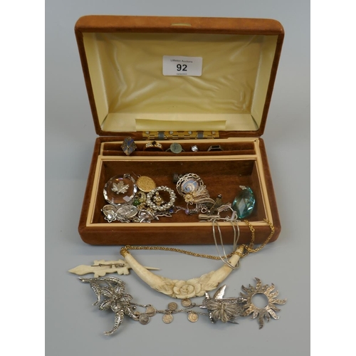 92 - Box of jewellery to include silver