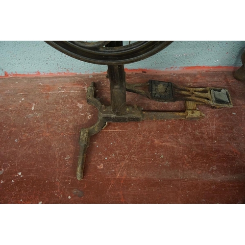 298 - Antique dentist drill