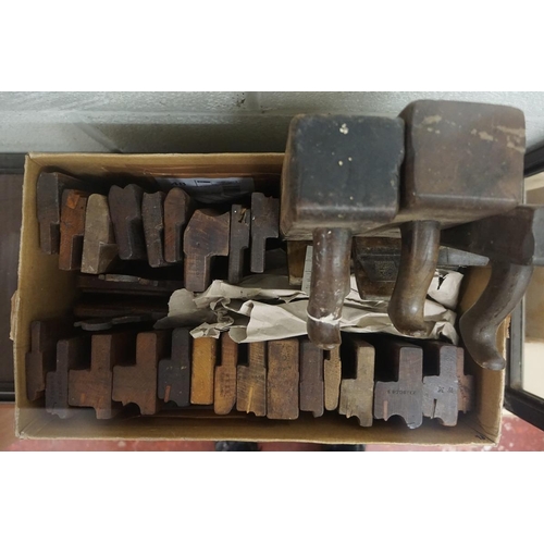 329 - Box of 19thC woodworking planes