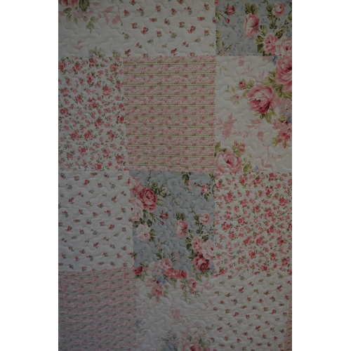 412 - King size floral quilt