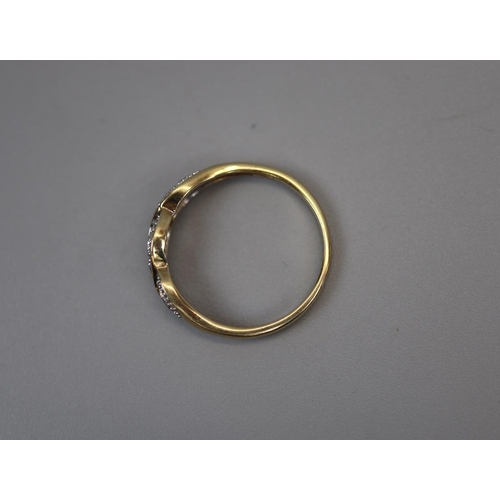 59 - 9ct gold diamond set ring - Size: P