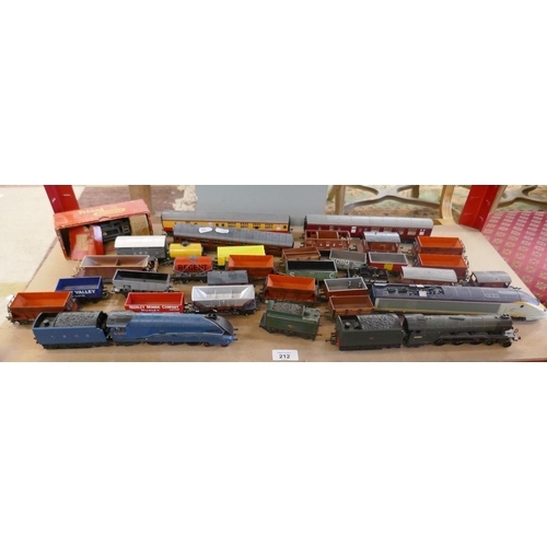 212 - Collection of train locomotives and carriages