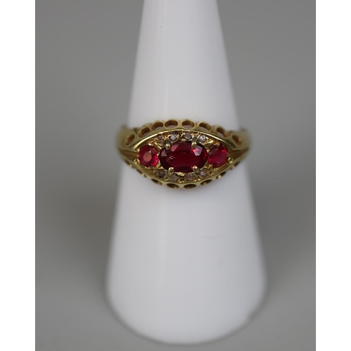 66 - 18ct gold and red stone ring Chester 1917 - Size O