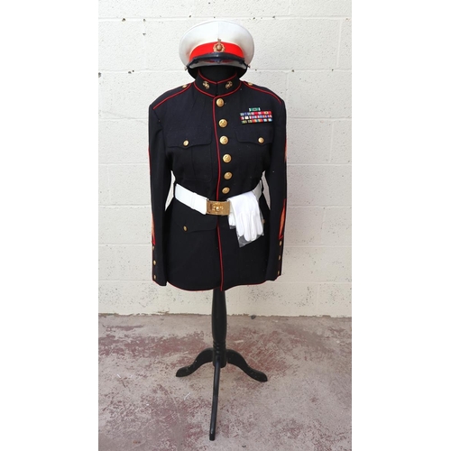 220 - US Marines dress jacket, gloves and cap