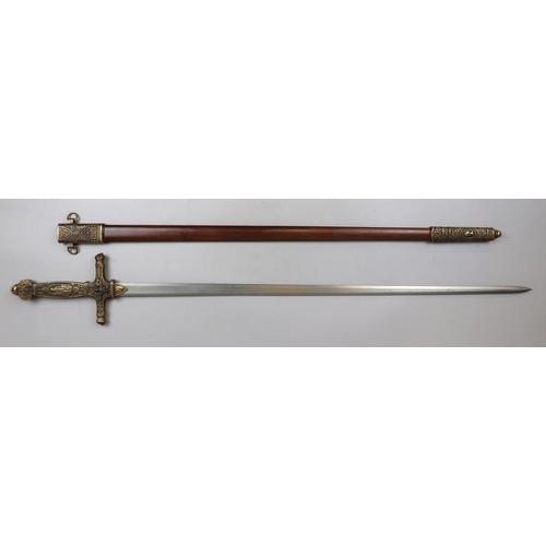 243 - Reproduction centurion sword