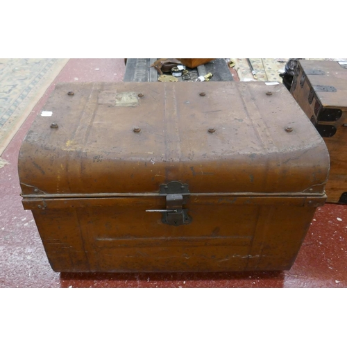 302 - Metal military trunk