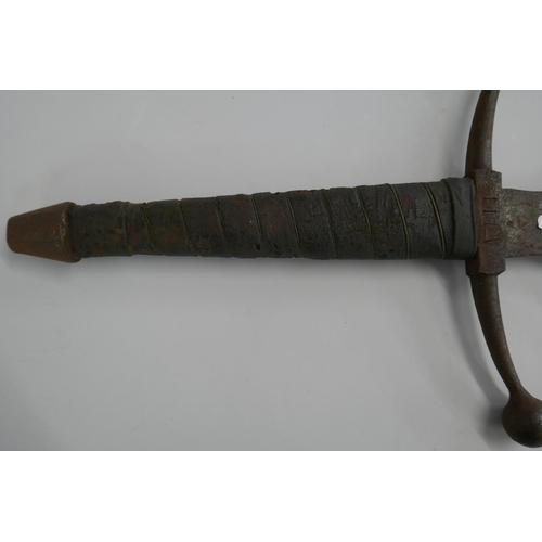 363 - Victorian copy of a 2 handed German sword - L: 128cm approx