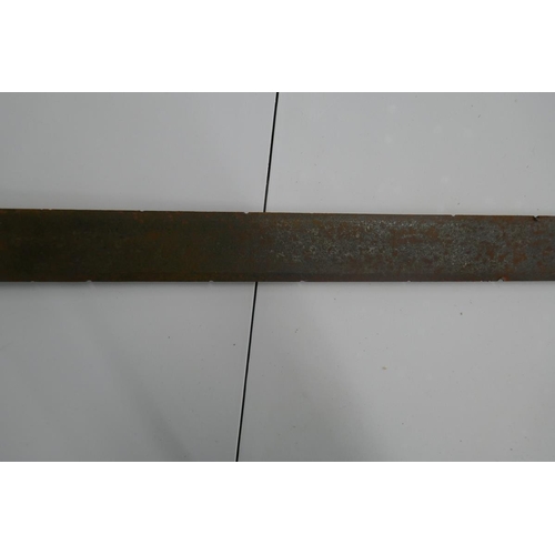 363 - Victorian copy of a 2 handed German sword - L: 128cm approx