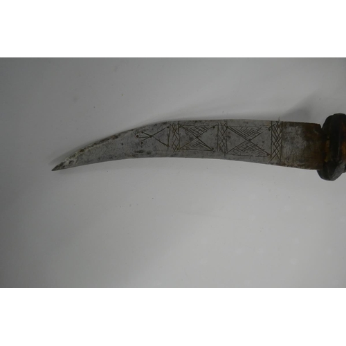 369 - 3 daggers in a crocodile scabbard with buckhorn handles