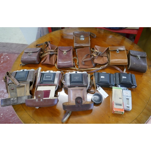 283 - Collection of camera equipment