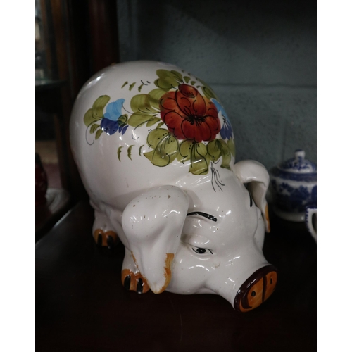 211 - Collection of ceramics to include a large pig money box