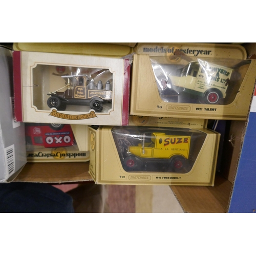 261 - Collection of Matchbox yesteryear boxed die cast models
