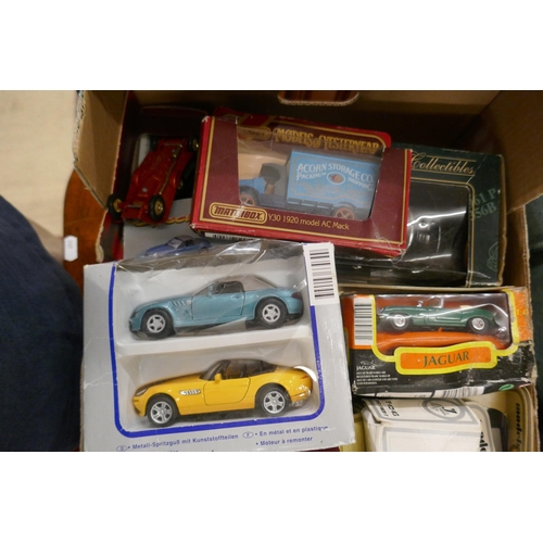 261 - Collection of Matchbox yesteryear boxed die cast models