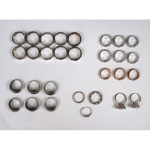 96 - 30 silver rings