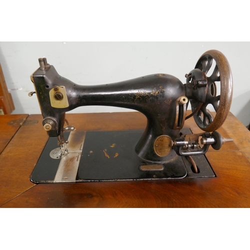 411 - Singer sewing machine table