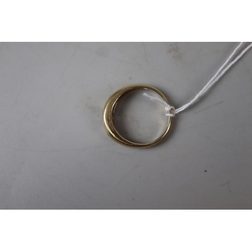 16 - 9ct gold 3 stone tanzanite ring - Size T