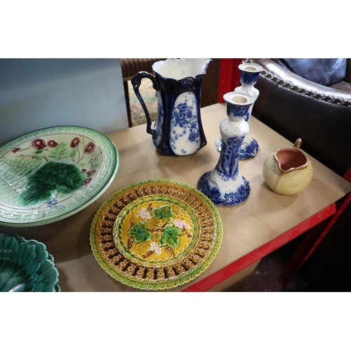 232 - Collection of ceramics to include Wedgewood and Majolica