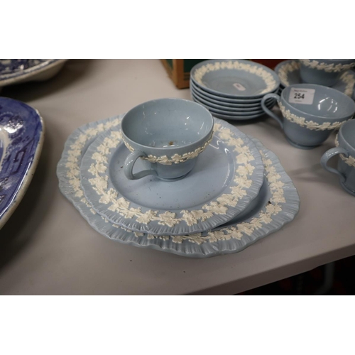 254 - Wedgwood tea set - embossed Queen's Ware