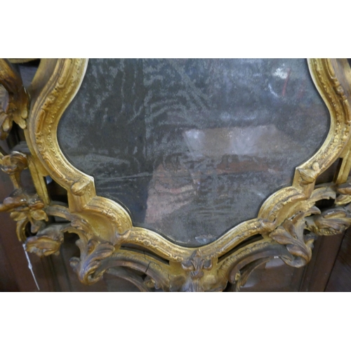 408 - Early 18thC gilt mirror with original plate - Approx size: 80cm x 58cm