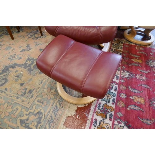 427 - Stressless reclining chair together with matching footstool - Burgundy