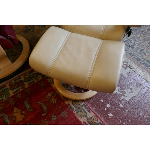428 - Stressless reclining chair together with matching footstool - Cream