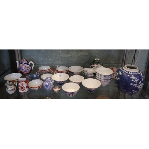 205 - Collection of Oriental ceramics