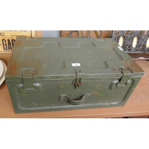 344 - 1942 ammunition box