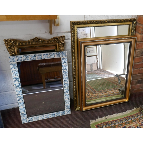 396 - Collection of mirrors