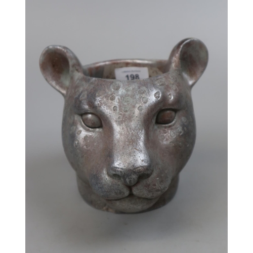 198 - Planter in the form of a leopards head