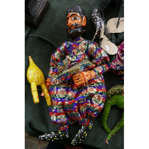 266 - Collection of Indian puppets