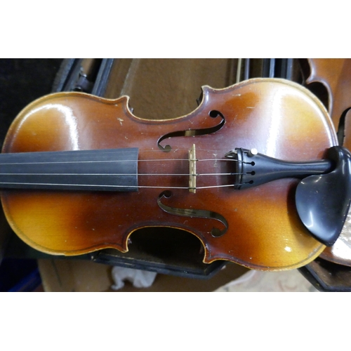 269 - Cased violin