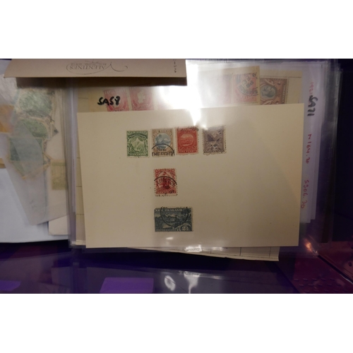 275 - Stamps - good collection