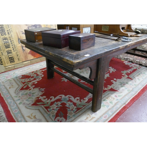 357 - Large antique Oriental coffee table - Approx size: W: 210cm D: 92cm H: 61cm