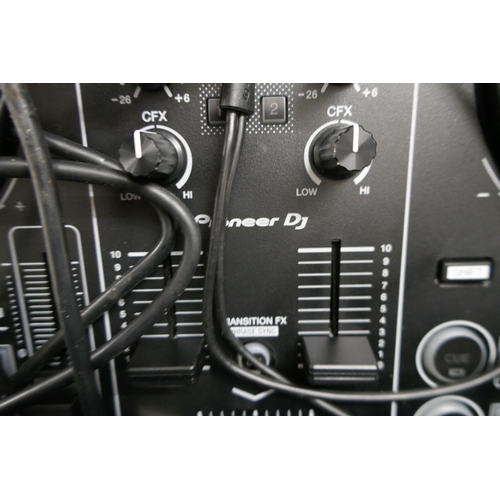 389 - Pioneer DJ smart dj controller