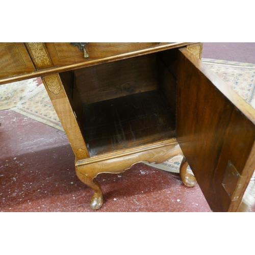 412 - Fine inlaid walnut 1920's Partners desk by Gill & Reigate - Approx size: W: 160cm, D: 87cm, H: 7... 