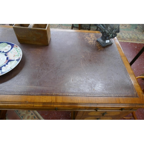 412 - Fine inlaid walnut 1920's Partners desk by Gill & Reigate - Approx size: W: 160cm, D: 87cm, H: 7... 