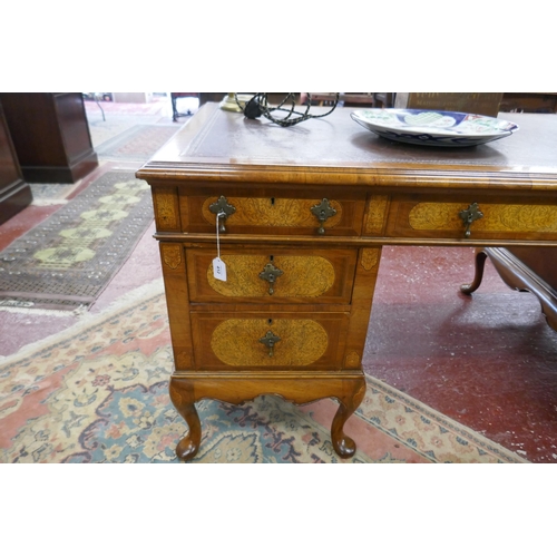 412 - Fine inlaid walnut 1920's Partners desk by Gill & Reigate - Approx size: W: 160cm, D: 87cm, H: 7... 