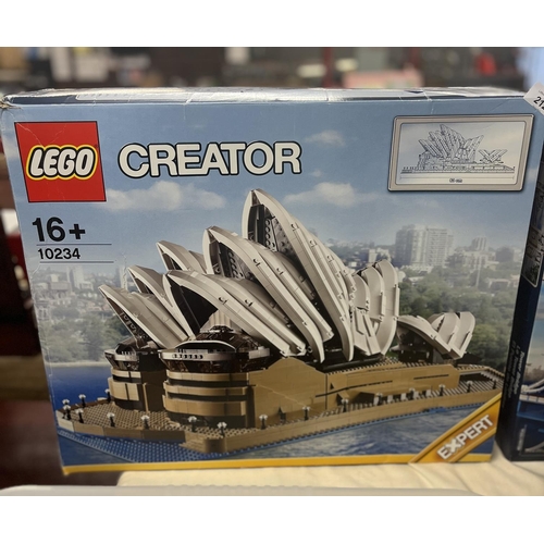 212 - Lego Creator - Sydney Opera House 10234