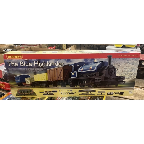 255 - Hornby train set complete in box - The Blue Highlander 00 gauge