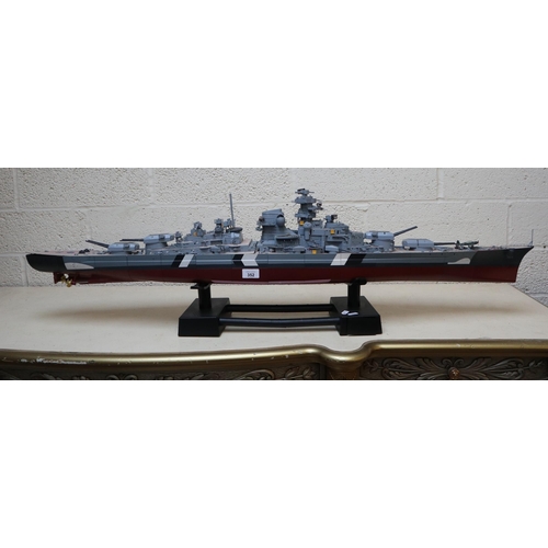 352 - Radio control operated model of the German Battleship Bismark with many servers. Box of spare parts ... 