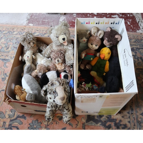 357 - Large collection Steiff Teddy Bears etc