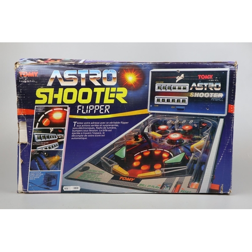 37 - Tomy Astro Shooter flipper pinball game