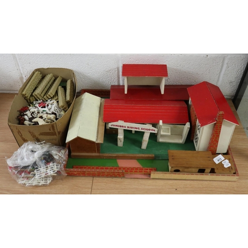 413 - Vintage farmyard set riding school set with accessories