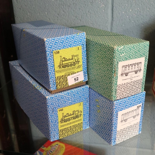52 - 2 ETS '0' gauge locomotives in original boxes together with 2 ETS boxed carriages