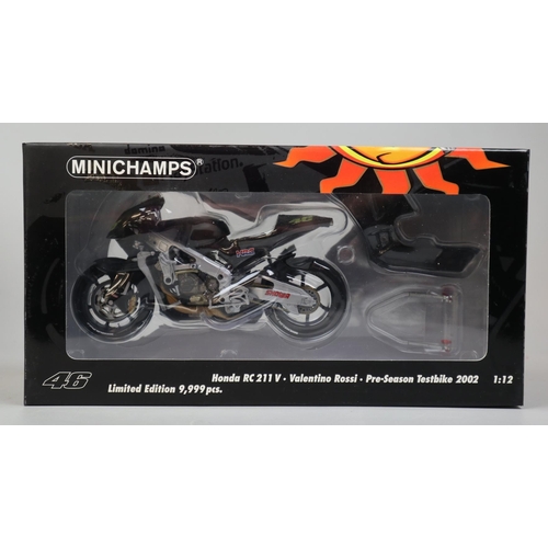 86 - Minichamps Valentino Rossi - Collection of 7 model motorcycles 2002-2003