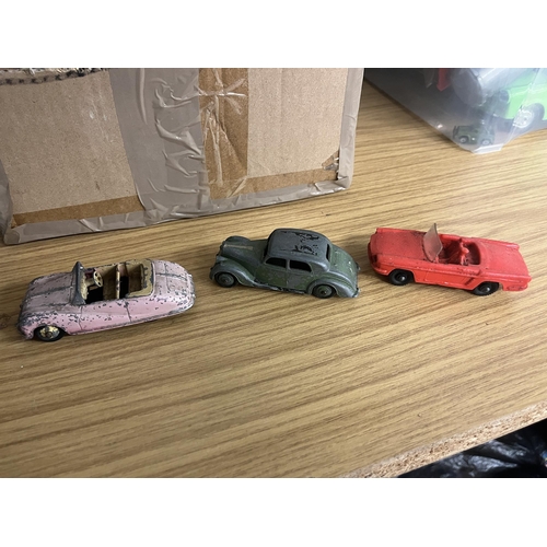 189 - Collection of tinplate & diecast cars with others