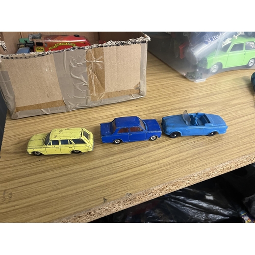 189 - Collection of tinplate & diecast cars with others