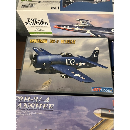 193 - Collection of aircraft models to include Revell AZ model etc