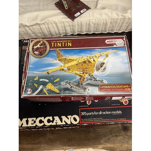 231 - Meccano action kit for all models, tin tin, and a creative 3D visualisation lamp