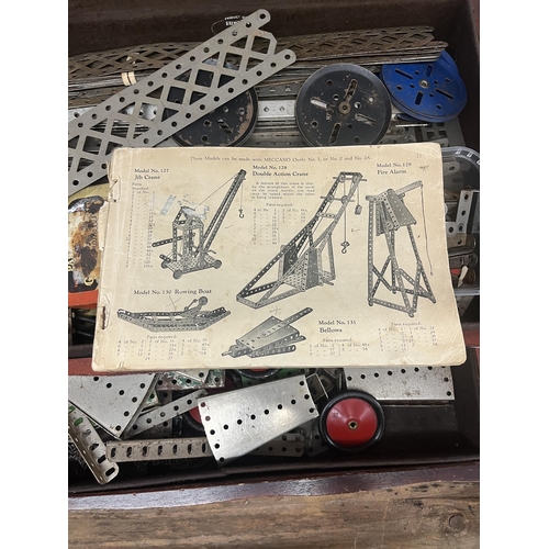 235 - 1920s Meccano set in wooden box